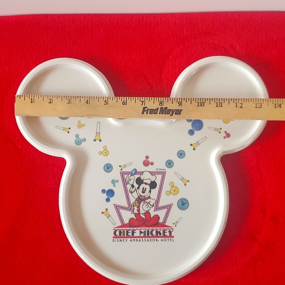 Disney, Chef Mickey Disney Ambassador Hotel. - Picture 8 of 10